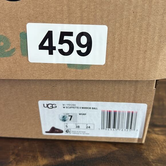 UGG Women's Scuffette II Mirror Ball Sequins Sheepskin Collar Slipper NEW Size 7 - Picture 9 of 9